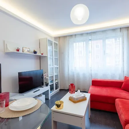 Disfruta Apartment *
